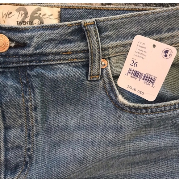 Free People Jeans Maggie Size 26 Mid Rise Distressed Straight Light Denim New - Picture 4 of 6